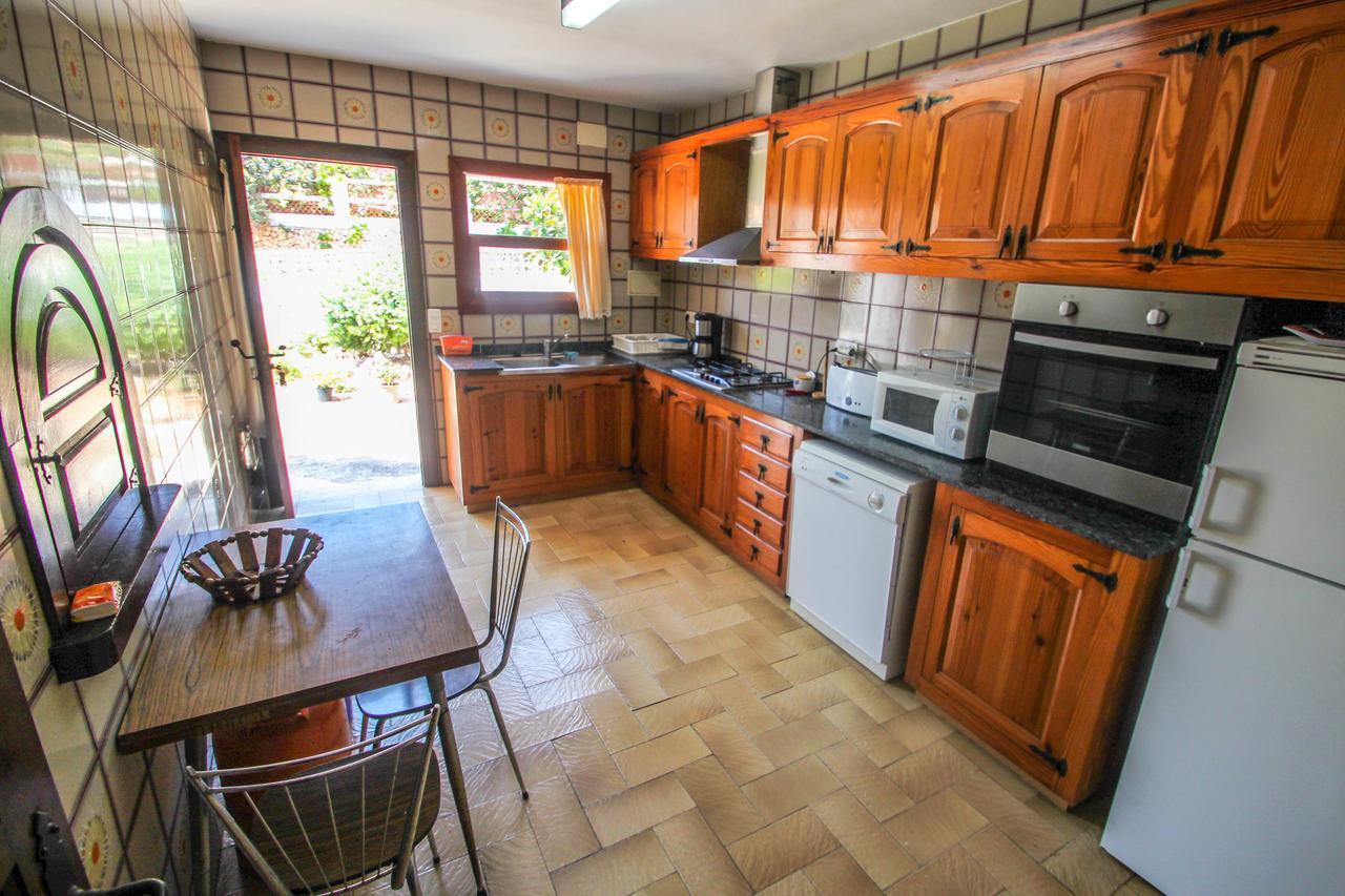 Fustera Pedros - Old-Style Country House In בניסה מראה חיצוני תמונה