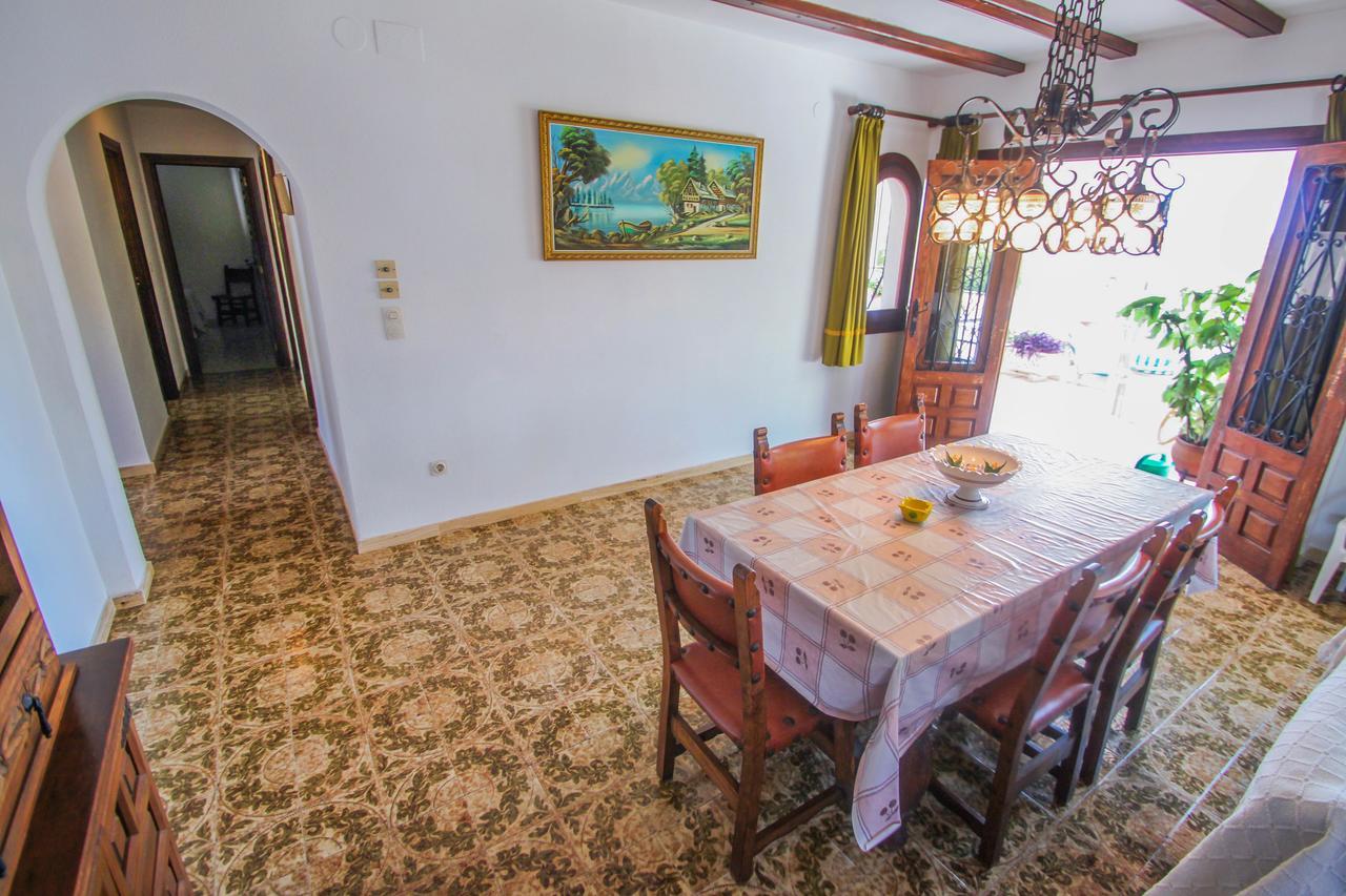 Fustera Pedros - Old-Style Country House In בניסה מראה חיצוני תמונה